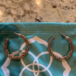 Kendra Scott hoop rose gold earrings